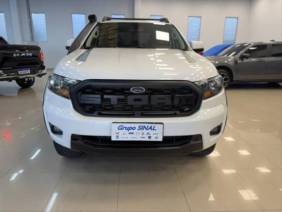 FORD RANGER 3.2 STORM 4X4 CD 20V DIESEL 4P AUTOMÁTICO FORD RANGER 3.2 STORM 4X4 CD 20V DIESEL 4P AUTOMÁTICO